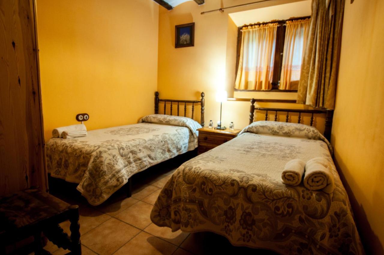 Hostal Santuari De Paller Bagá Eksteriør billede